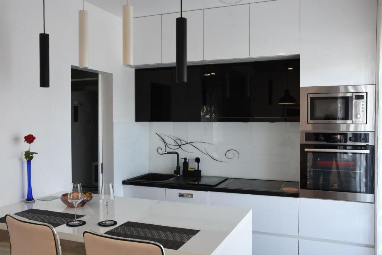 Api Apartman *
